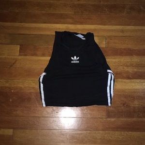 Adidas Crop size small